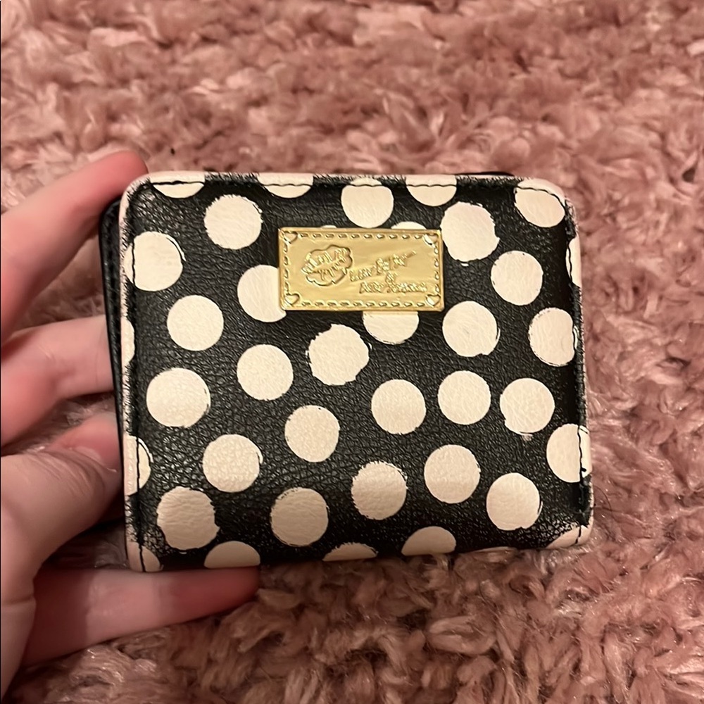 betsy johnson wallet